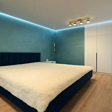 Kamanina Pearl Chill * Odesa